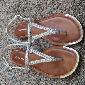 Gianni Bini lightly worn sandals size 9.5